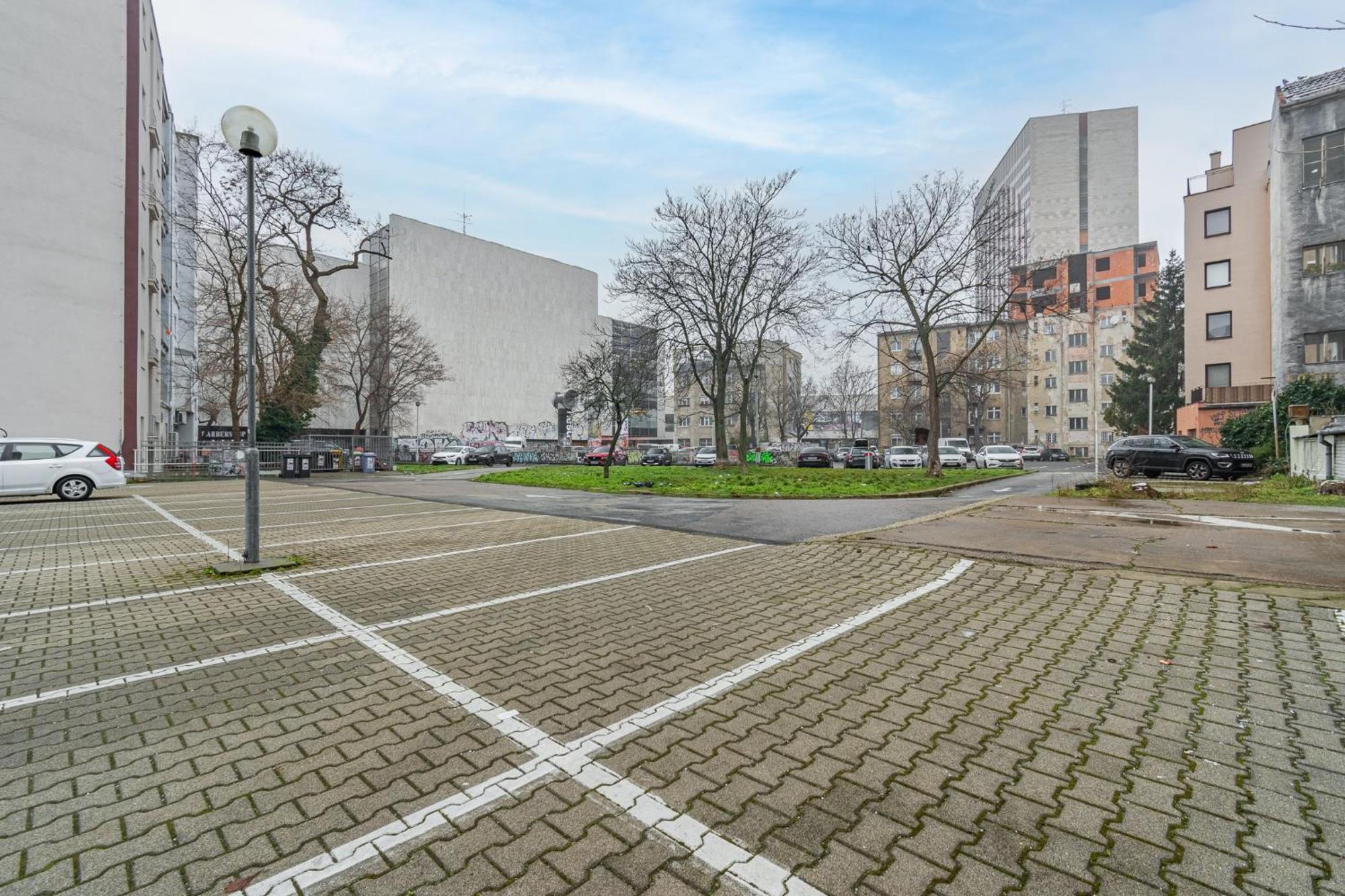 Natural-Style Apartment In The Centre Of Bratislava Exterior photo