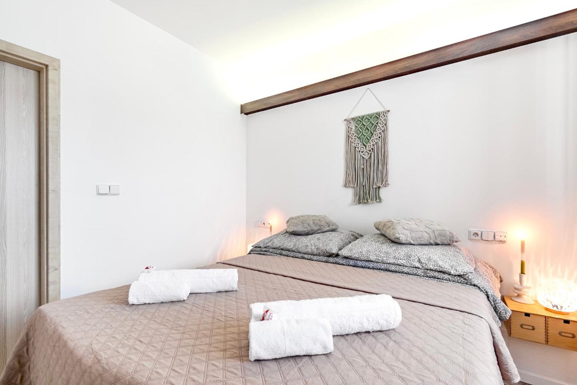 Natural-Style Apartment In The Centre Of Bratislava Exterior photo